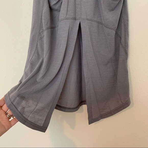 ZYIA Active Split Back Tank (M). - Picture 4 of 5